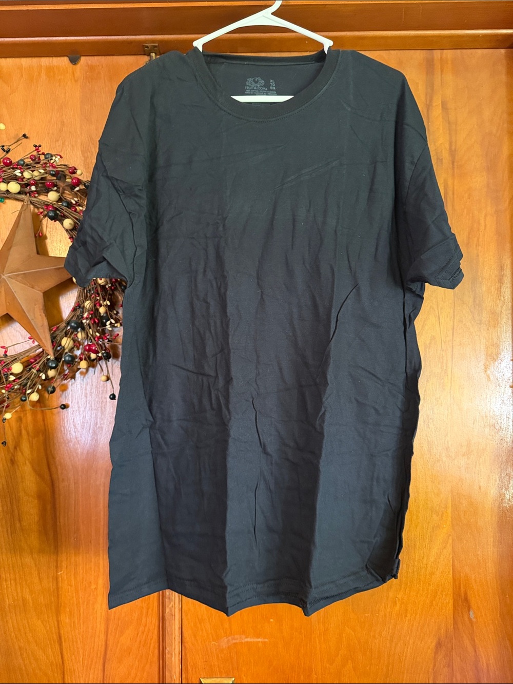 Fruit of the Loom Men's Black Short Sleeve Crew Tee